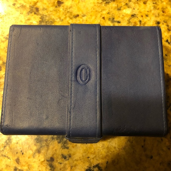 Authentic CONCORD SARATOGA DIAMOND 18kt GOLD WATCH - Picture 7 of 8